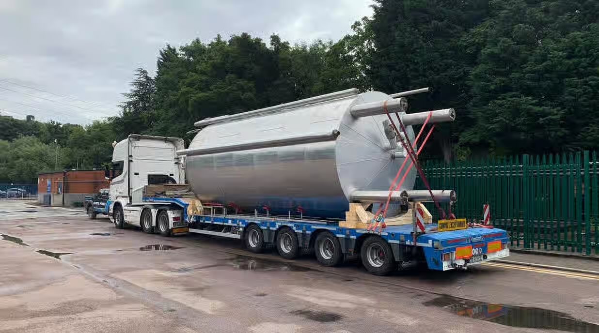 Ce înseamnă transport rutier agabaritic și care sunt pașii necesari pentru desfășurarea lui în siguranță